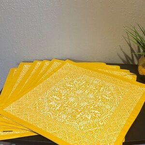 ENVOGUE Golden Cotton Paisley Yellow Patterned Placemats